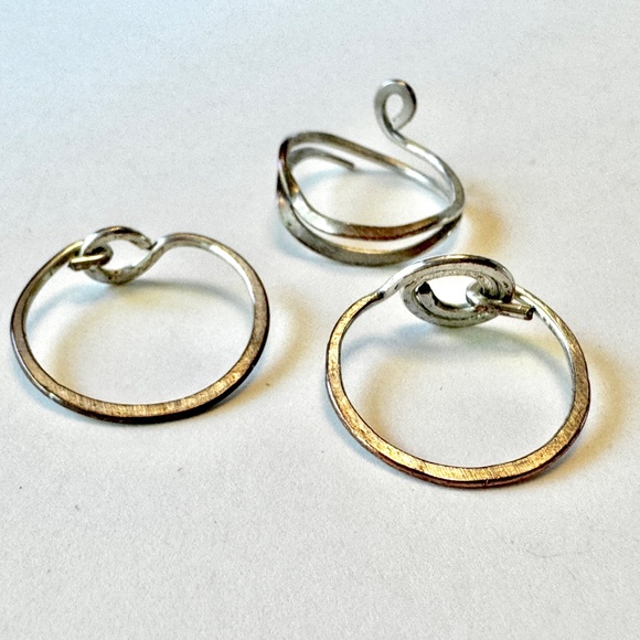 Set of 3 Rings size 6, 7, stackable silvertone - Picture 4 of 8